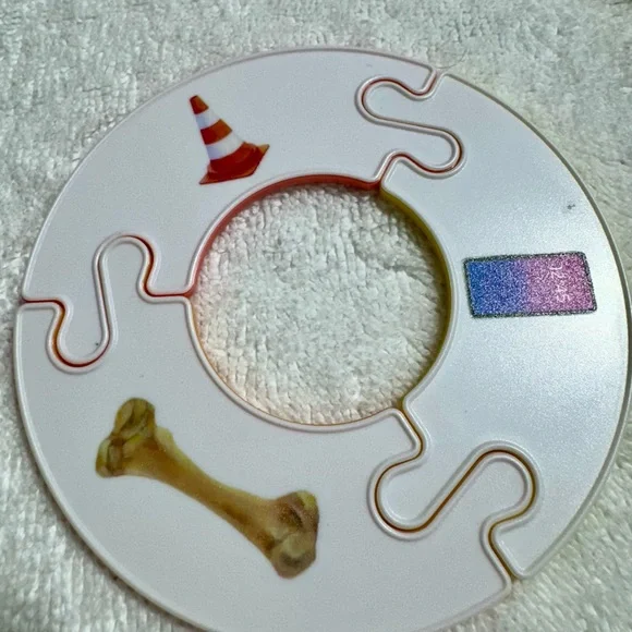 New Lovevery Rhyming Rings -Montessori - Picture 4 of 11